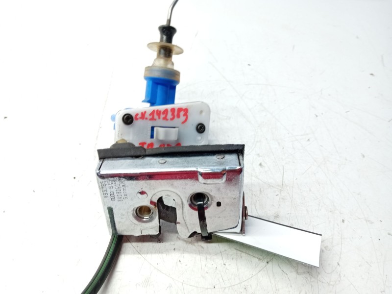 Recambio de cerradura puerta trasera derecha para audi 80/90 (893) 90 referencia OEM IAM   