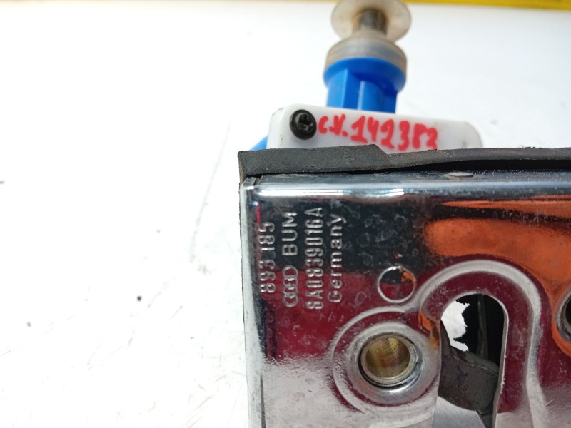 Recambio de cerradura puerta trasera derecha para audi 80/90 (893) 90 referencia OEM IAM   