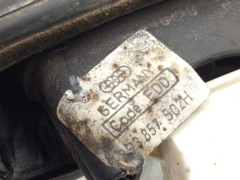 Recambio de retrovisor derecho para audi 80/90 (893) 90 referencia OEM IAM 893857502H  