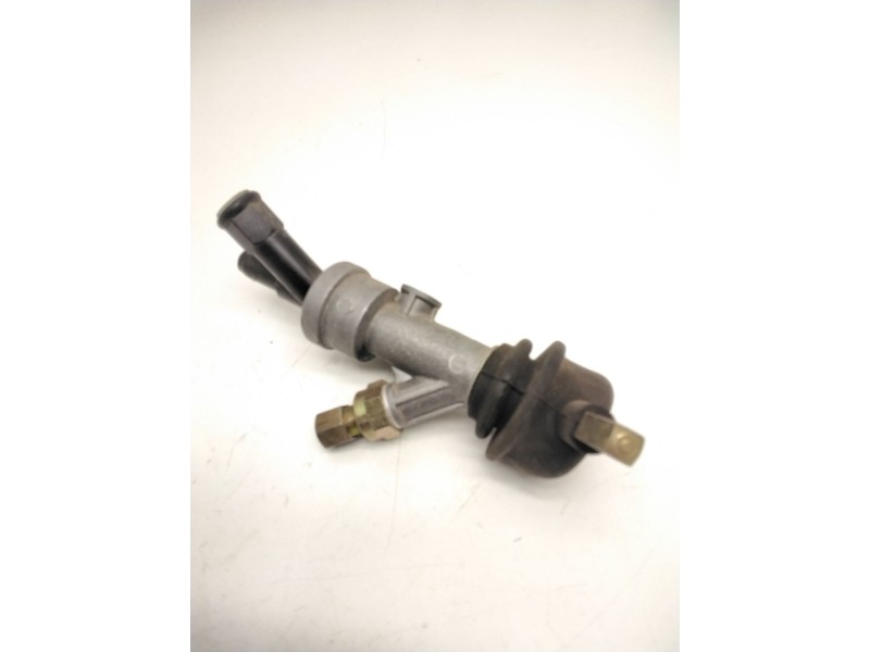 Recambio de válvula de freno estacionamiento para nissan atleon referencia OEM IAM SINREF.  