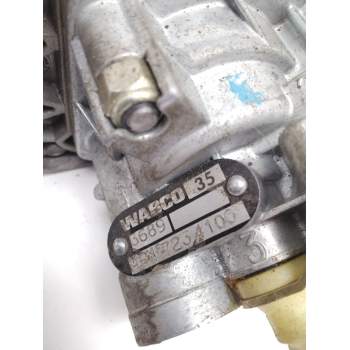 Recambio de valvula aire para pegaso 1236 t troner referencia OEM IAM 9617234100  VALVULA FRENO MANO