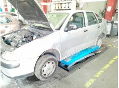 seat cordoba berlina (6k2) del año 2002