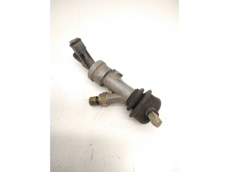 Recambio de válvula de freno estacionamiento para nissan atleon referencia OEM IAM SINREF.  