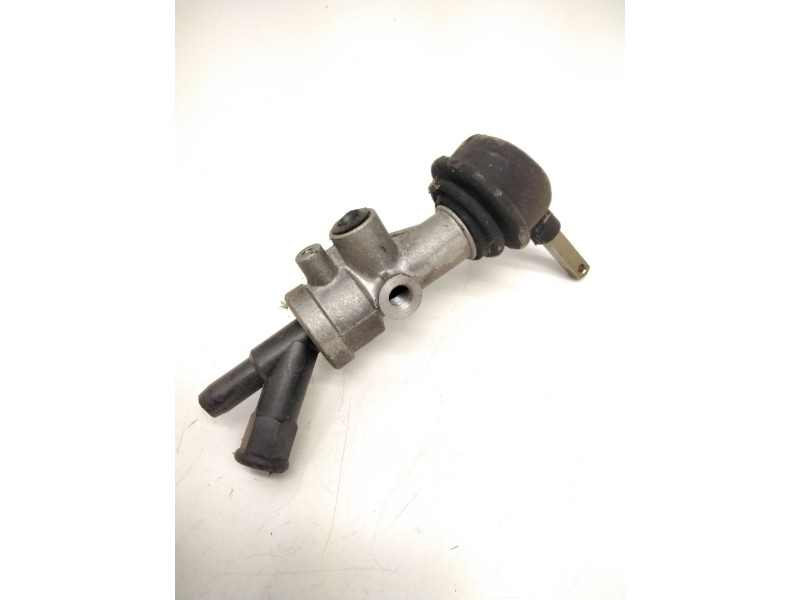 Recambio de válvula de freno estacionamiento para nissan atleon referencia OEM IAM SINREF.  