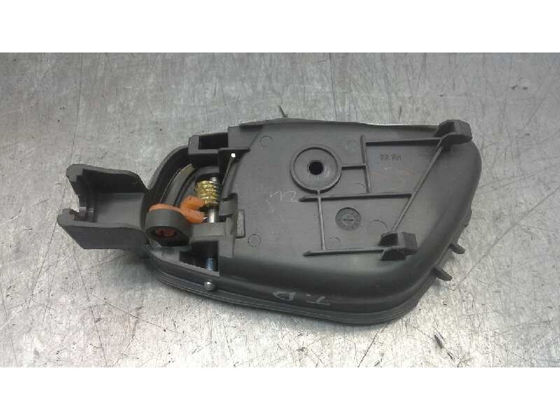 Recambio de maneta interior trasera derecha para chevrolet spark lt referencia OEM IAM   