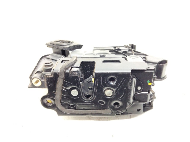 Recambio de cerradura puerta trasera izquierda para volkswagen polo (6c1) fresh referencia OEM IAM 6R4849015A  