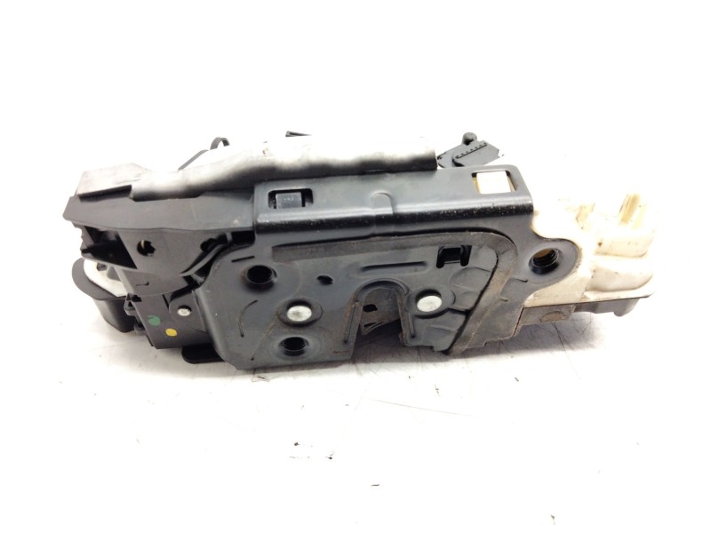 Recambio de cerradura puerta delantera izquierda para volkswagen polo (6c1) fresh referencia OEM IAM 5K1837015E  