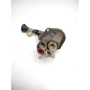 Recambio de valvula aire para iveco eurotech 240 e 30 referencia OEM IAM 9617020010  VALVULA FRENO MANO