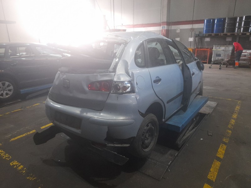 seat ibiza (6l1) del año 2004