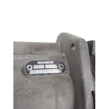 Recambio de valvula aire para iveco eurotech 240 e 30 referencia OEM IAM 9617020010  VALVULA FRENO MANO