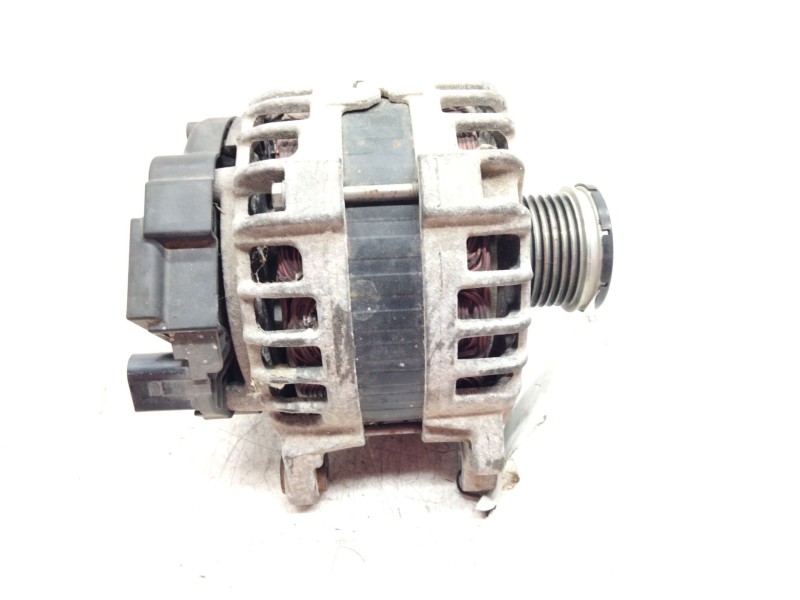 Recambio de alternador para volkswagen polo (6c1) fresh referencia OEM IAM 04C903023C  