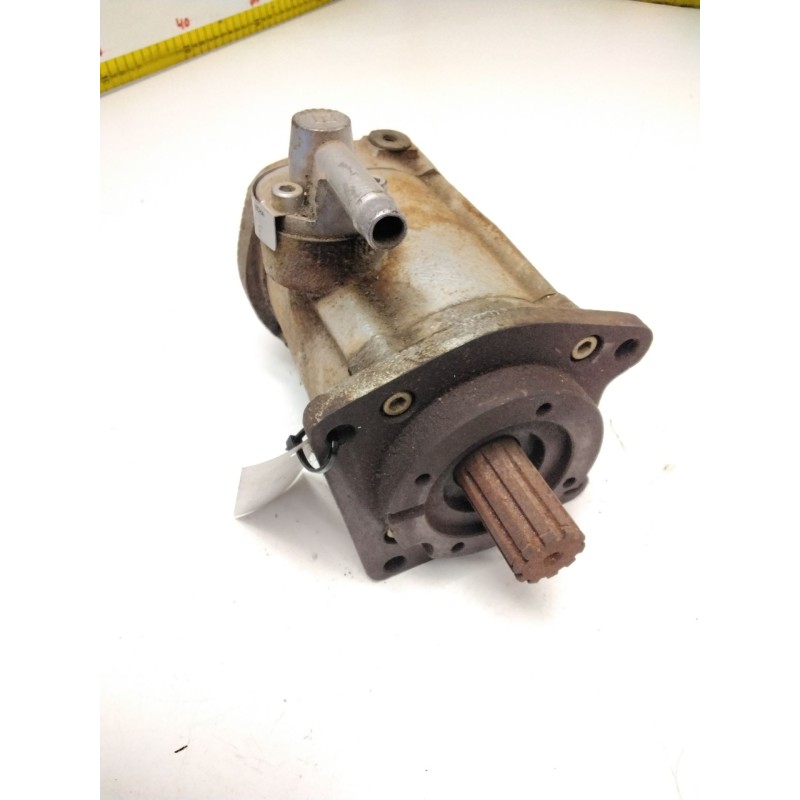 Recambio de bomba hidraulica para avia 3.500 camion caja referencia OEM IAM 996691  