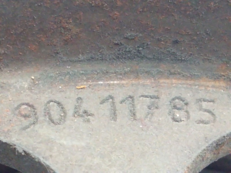 Recambio de polea arbol levas para opel vectra a 2.0 referencia OEM IAM 90411785  