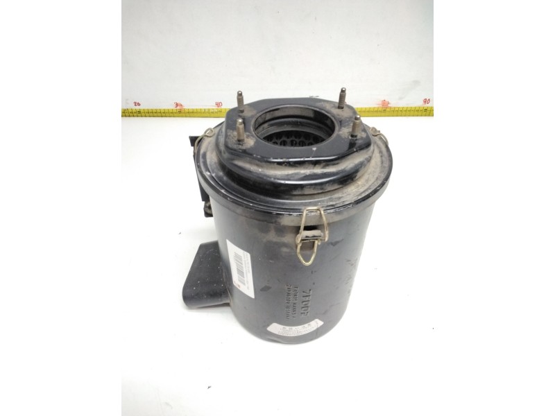 Recambio de caja filtro de aire para nissan terrano/terrano.ii (r20) referencia OEM IAM 7F002  