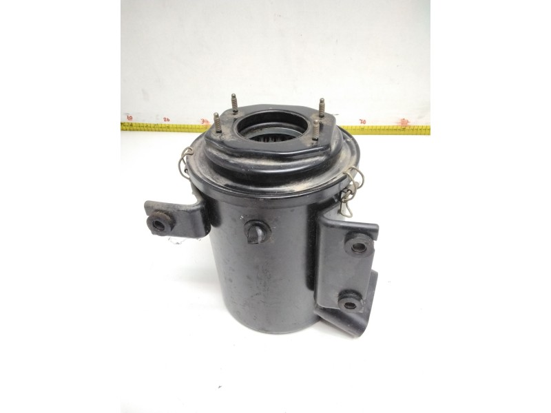 Recambio de caja filtro de aire para nissan terrano/terrano.ii (r20) referencia OEM IAM 7F002  