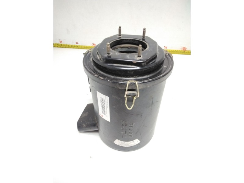 Recambio de caja filtro de aire para nissan terrano/terrano.ii (r20) referencia OEM IAM 7F002  