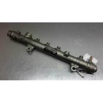 Recambio de rampa inyectora para renault scenic ii 1.9 dci diesel referencia OEM IAM 0445214065  