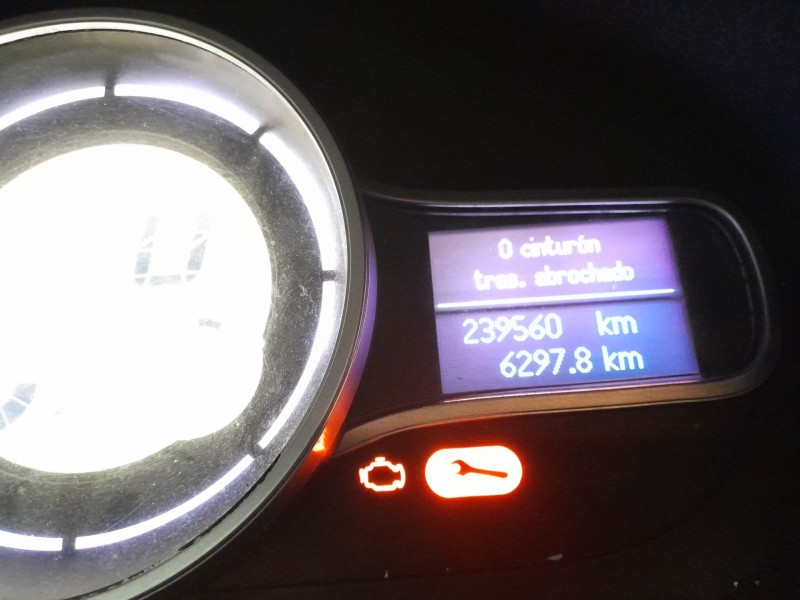 renault megane iii berlina 5 p del año 2011