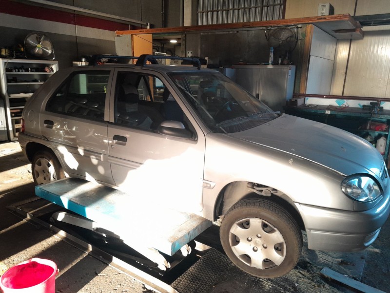 citroen saxo del año 2001