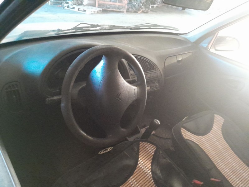 citroen saxo del año 2001