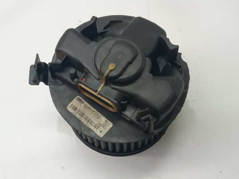 Recambio de motor calefaccion para nissan nv 200 (m20) 1.5 dci cat referencia OEM IAM N667217D485W  