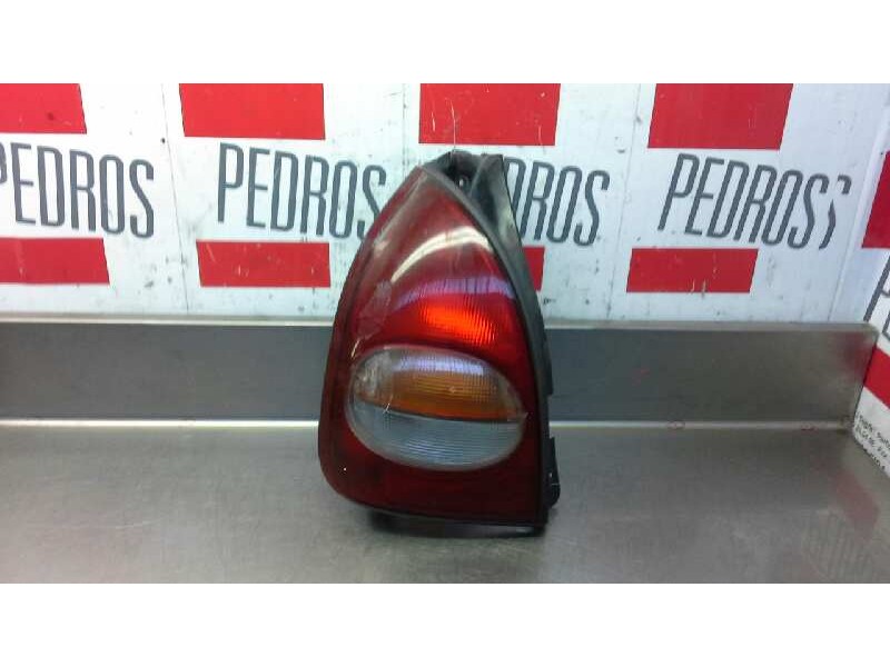 Recambio de piloto trasero izquierdo para hyundai lantra familiar (rd) 1.6 gls referencia OEM IAM   