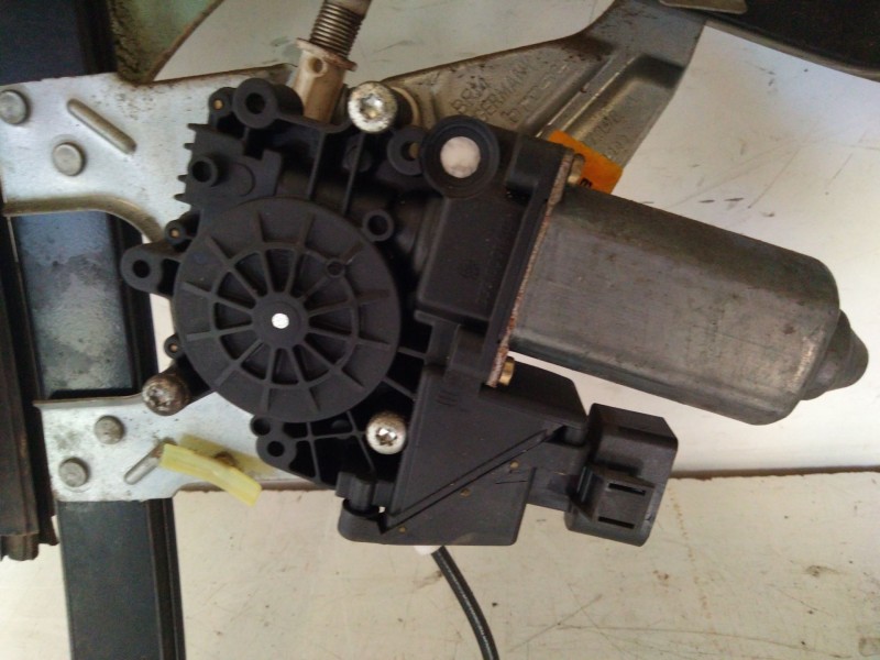 Recambio de elevalunas delantero derecho para audi a3 (8l) 1.9 tdi ambiente referencia OEM IAM   