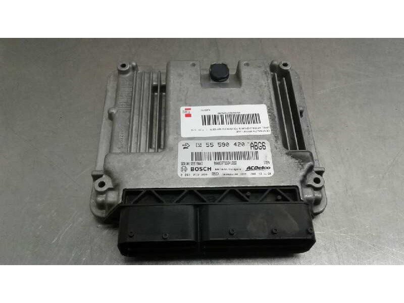 Recambio de centralita motor uce para opel astra j sports tourer 2.0 16v cdti referencia OEM IAM 55590420 169 