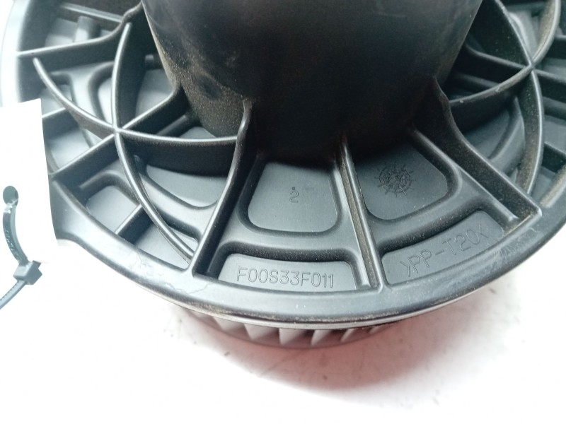 Recambio de motor calefaccion para hyundai santa fe (bm) 2.2 crdi comfort full (4wd) referencia OEM IAM F00S33F011  