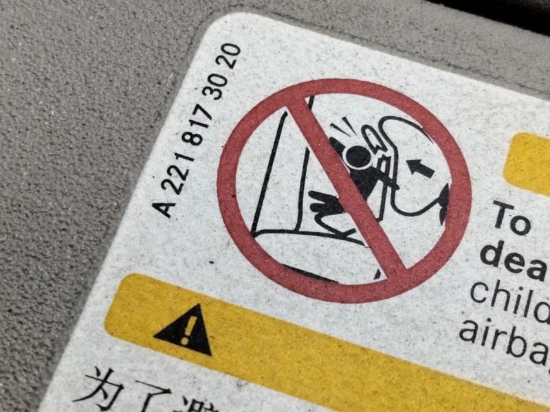 Recambio de parasol derecho para mercedes clase c (w204) berlina c 220 cdi blueefficiency (204.002) referencia OEM IAM A22181730