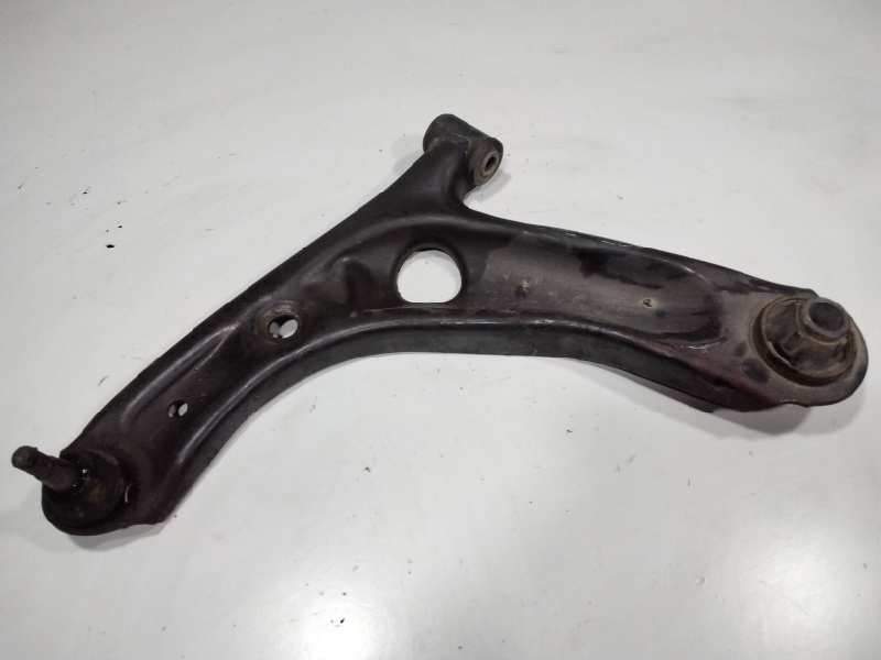 Recambio de brazo suspension superior delantero izquierdo para toyota aygo (kgb/wnb) básico referencia OEM IAM   