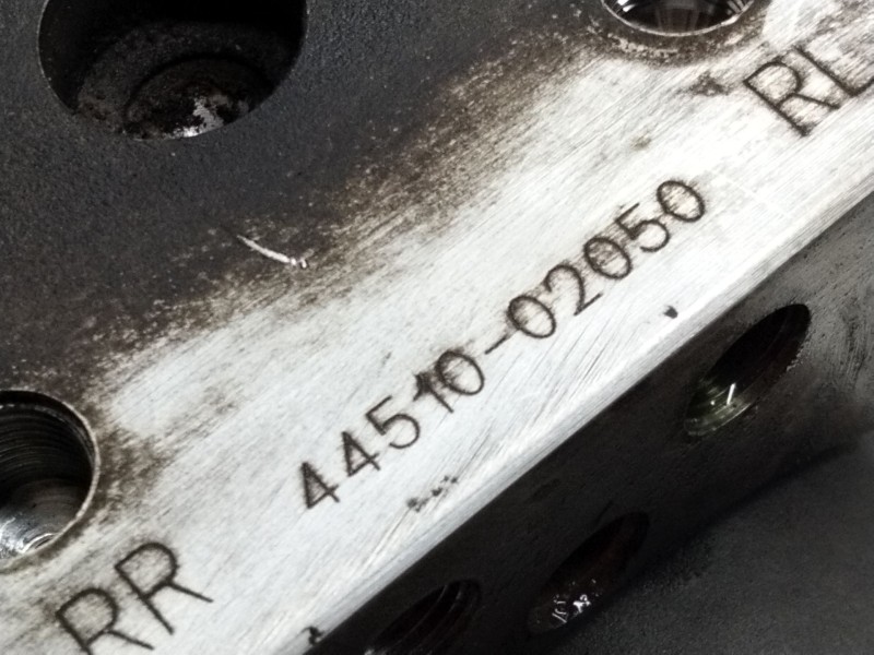 Recambio de abs para toyota corolla (e12) 1.6 16v referencia OEM IAM 4451002050  