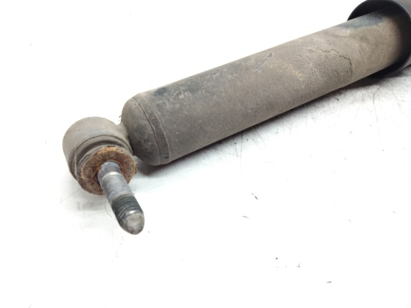 Recambio de amortiguador trasero derecho para renault megane ii berlina 3p confort authentique referencia OEM IAM   