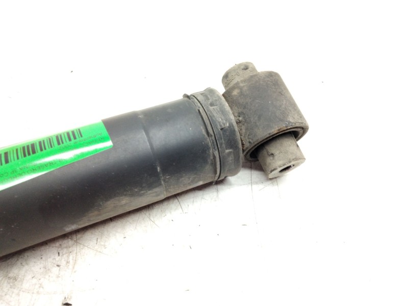 Recambio de amortiguador trasero derecho para renault megane ii berlina 3p confort authentique referencia OEM IAM   