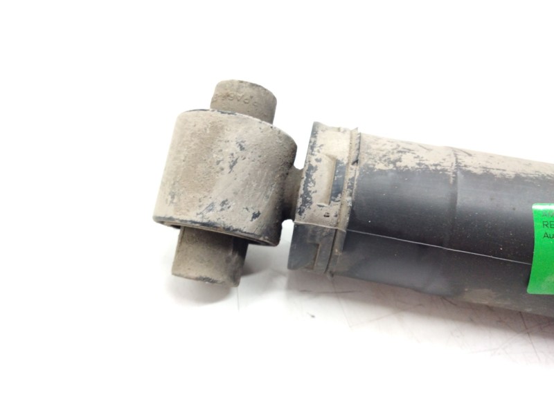 Recambio de amortiguador trasero izquierdo para renault megane ii berlina 3p confort authentique referencia OEM IAM   