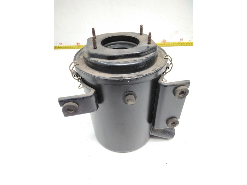 Recambio de caja filtro de aire para nissan terrano/terrano.ii (r20) referencia OEM IAM 7F002  