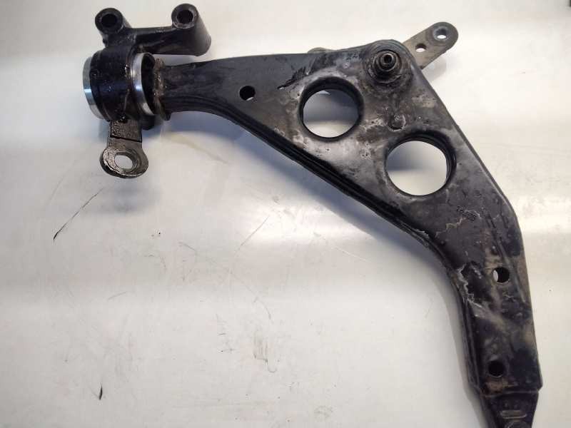 Recambio de brazo suspension inferior delantero izquierdo para mini mini (r50,r53) cooper referencia OEM IAM 117051J070  