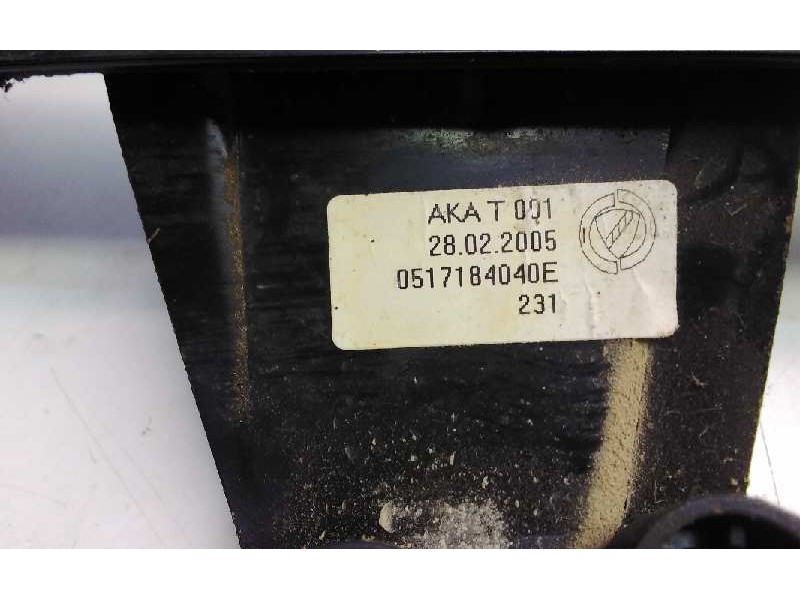 Recambio de elevalunas delantero izquierdo para fiat doblo cargo (223) 1.9 jtd sx furg. panorama referencia OEM IAM 0517184040E 