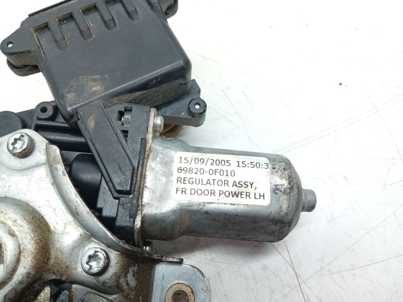 Recambio de elevalunas delantero izquierdo para toyota corolla verso (r1) 1.8 16v cat referencia OEM IAM 997249101  