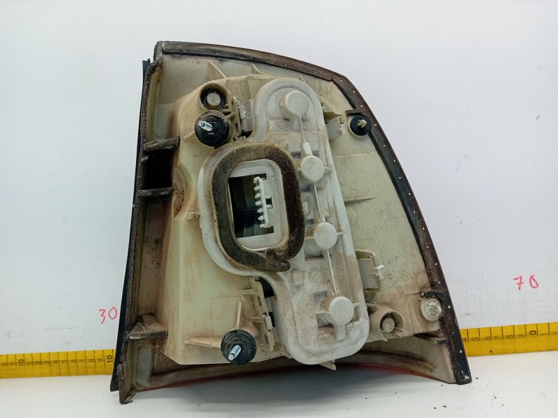 Recambio de piloto trasero izquierdo para opel astra g berlina sport referencia OEM IAM   