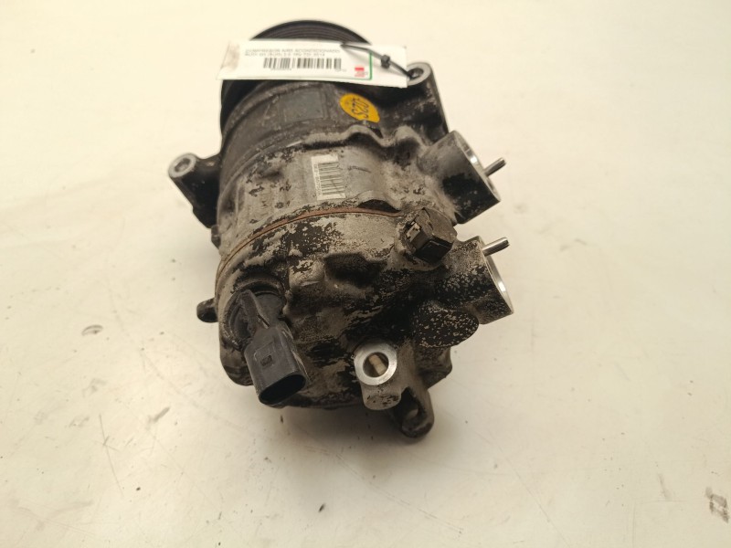 Recambio de compresor aire acondicionado para audi q3 (8ug) 2.0 16v tdi referencia OEM IAM 5Q0816803D  