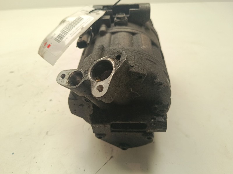 Recambio de compresor aire acondicionado para renault master kombi l1h1 3,3t referencia OEM IAM 8200848916--A  
