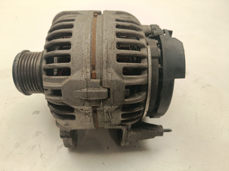 Recambio de alternador para seat altea xl (5p5) 1.6 tdi referencia OEM IAM 06F903023F  