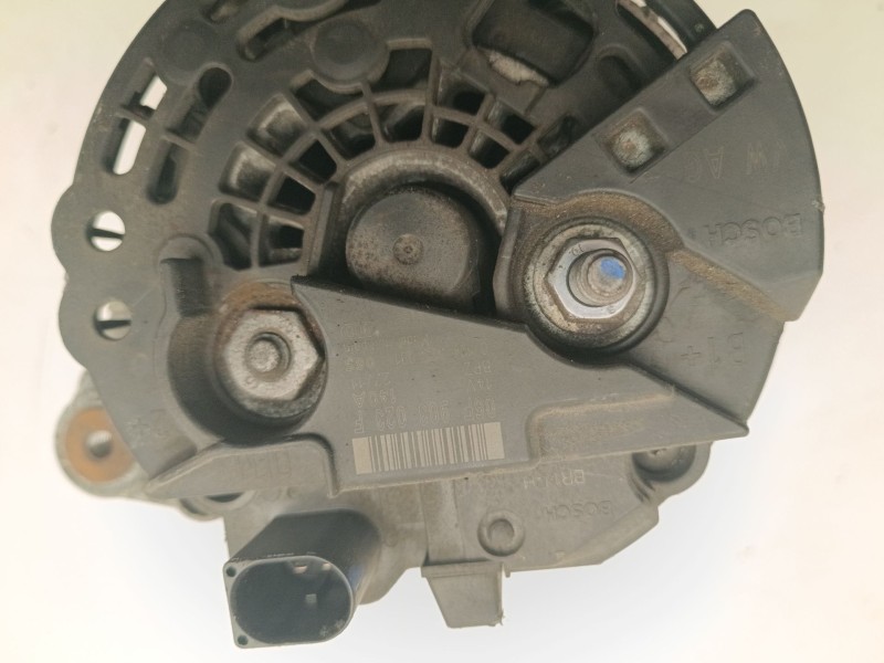 Recambio de alternador para seat altea xl (5p5) 1.6 tdi referencia OEM IAM 06F903023F  