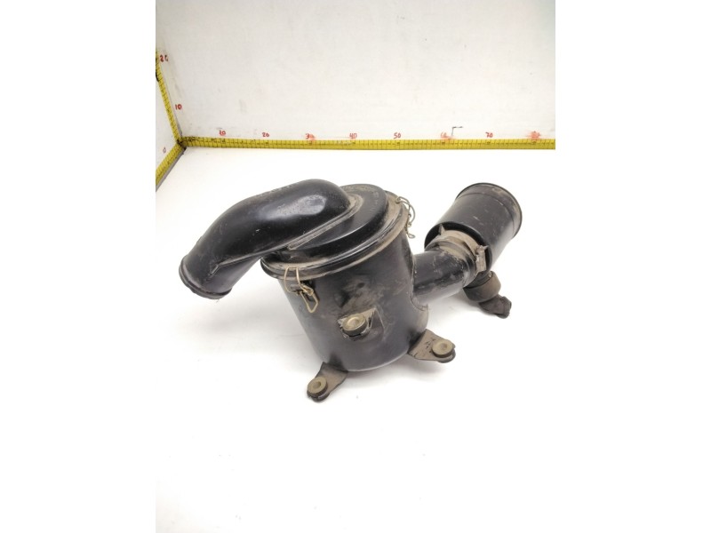 Recambio de caja filtro de aire para nissan terrano (wd21) 2.4 cat referencia OEM IAM 0F001  