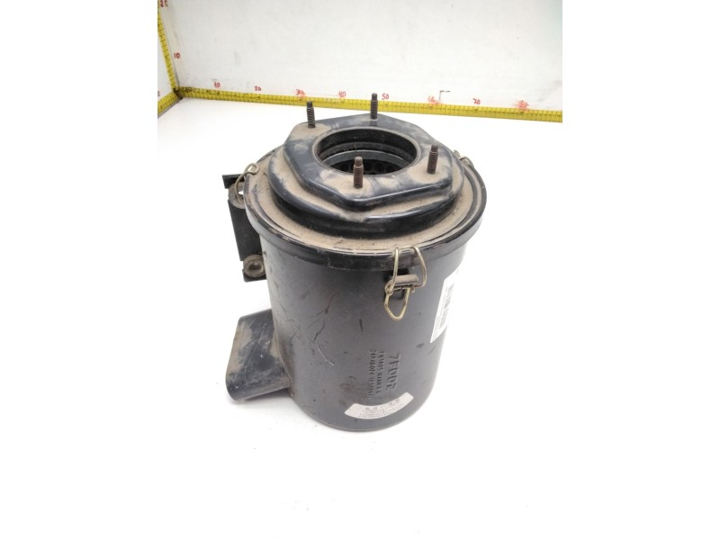 Recambio de caja filtro de aire para nissan terrano/terrano.ii (r20) referencia OEM IAM 7F002  