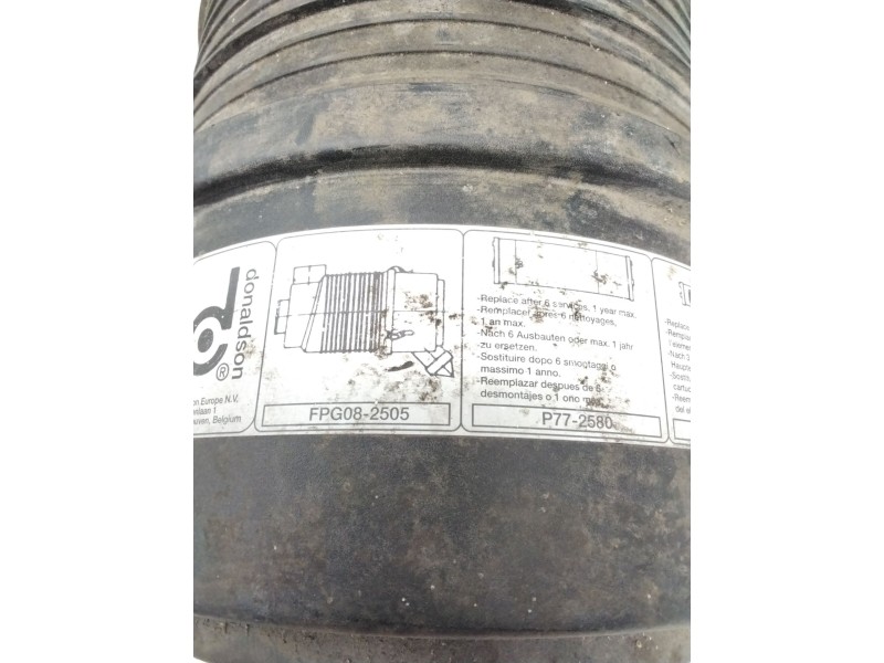 Recambio de caja filtro de aire para ebro trade ch13 referencia OEM IAM FPG082505  DONALDSON