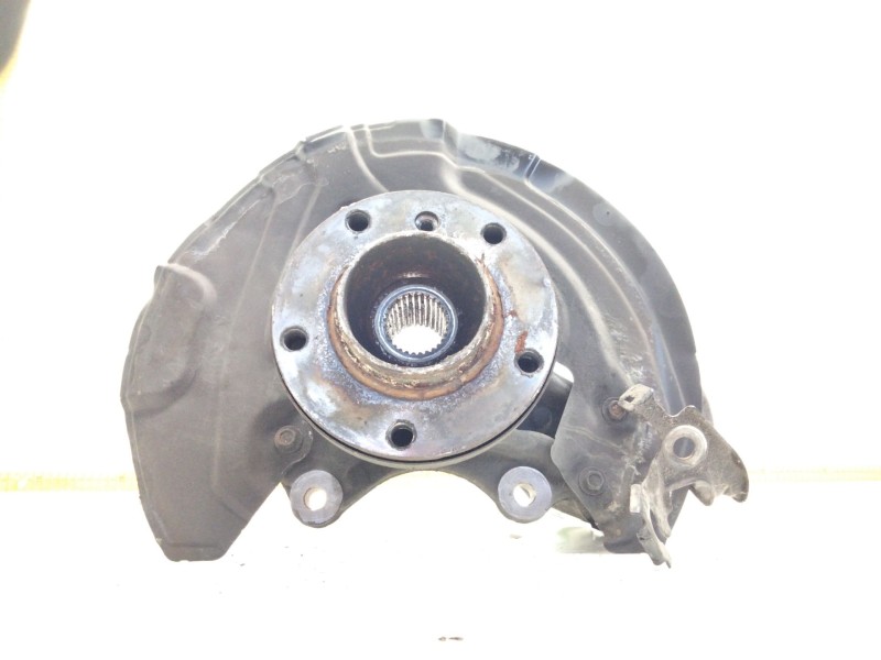 Recambio de mangueta delantera izquierda para bmw serie 3 berlina (e90) 3.0 turbodiesel cat referencia OEM IAM 6768995  