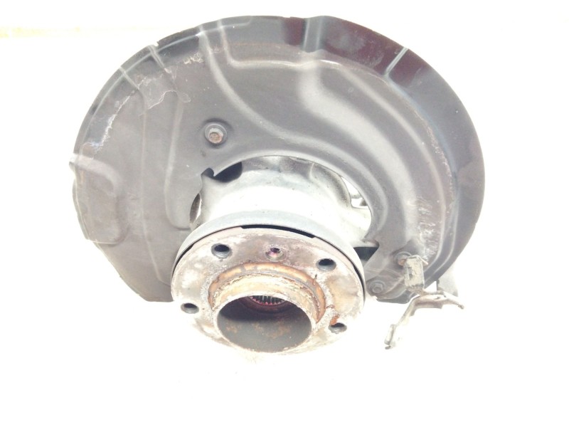 Recambio de mangueta delantera izquierda para bmw serie 3 berlina (e90) 3.0 turbodiesel cat referencia OEM IAM 6768995  