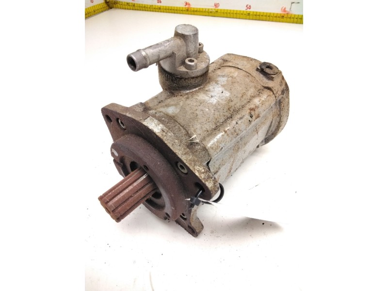 Recambio de bomba hidraulica para avia 3.500 camion caja referencia OEM IAM 996691  